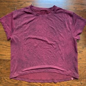 Womens Lululemon Crop Top (USED)